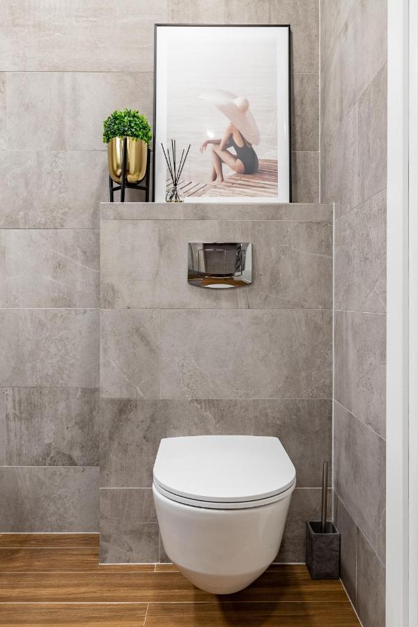 Apartamentai Felikso Namai Klaipėda Exteriör bild